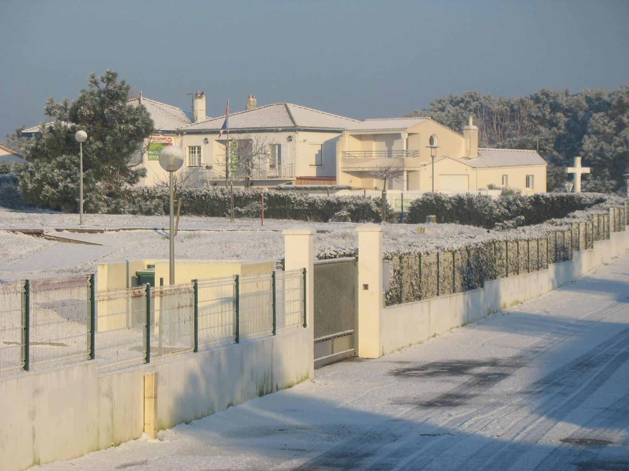 Au Petit Bonheur La Tranche-sur-Mer Exterior foto